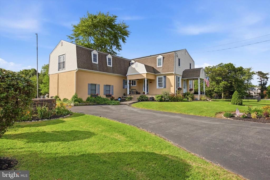 414 LOWER STATE ROAD, NORTH WALES, PA 19454