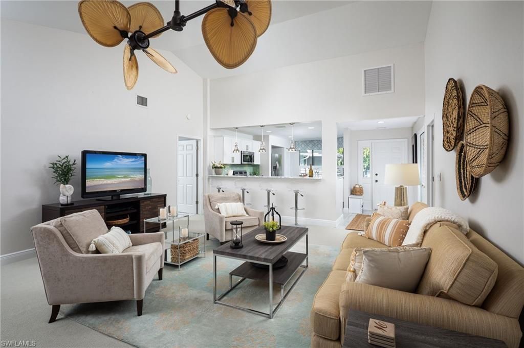 508 Courtside Dr, Unit E203, Naples, FL 34105 Photo