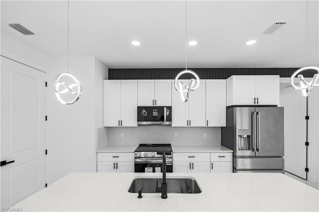 1113 Enrique St E, Lehigh Acres, FL 33974 Photo