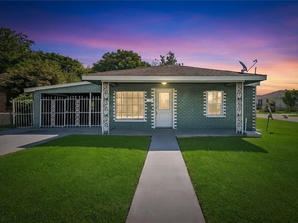 1941 ESTALOTE Avenue , Harvey, LA 70058