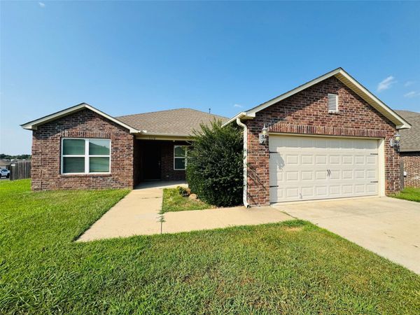 1110 W Missouri Avenue , Claremore, OK 74019