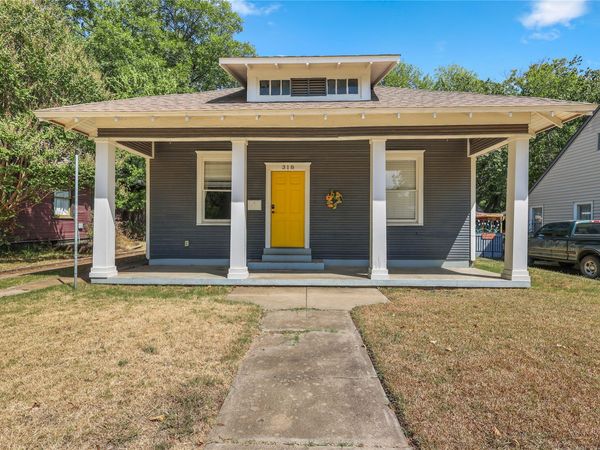 318 SW D Street , Ardmore, OK 73401