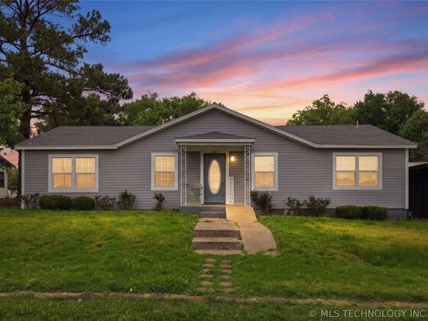 906 1st Street , Quinton, OK 74561