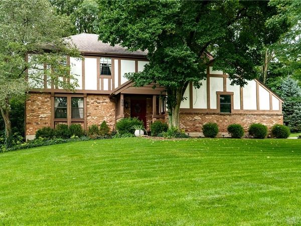 209 Kimbary Drive, Dayton, OH 45458