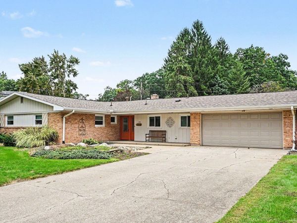 1510 Springbrook Drive, Elkhart, IN 46514