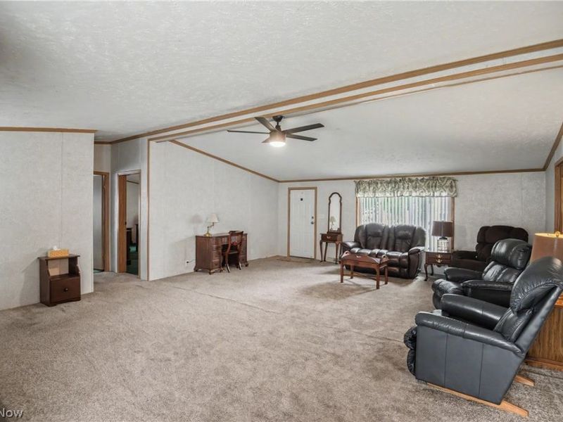 209 Cherry Avenue, Niles, OH 44446 Photo 9
