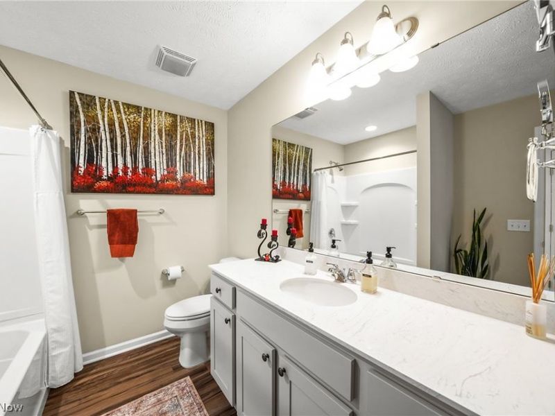 1942 Woods Drive , Streetsboro, OH 44241 Photo 26