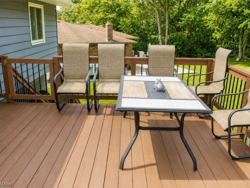 8920 Lakeview Circle, Parma, OH 44129 Photo 27