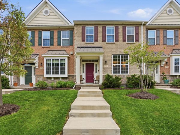 2768 Ashcombe Drive, Ann Arbor, MI 48105