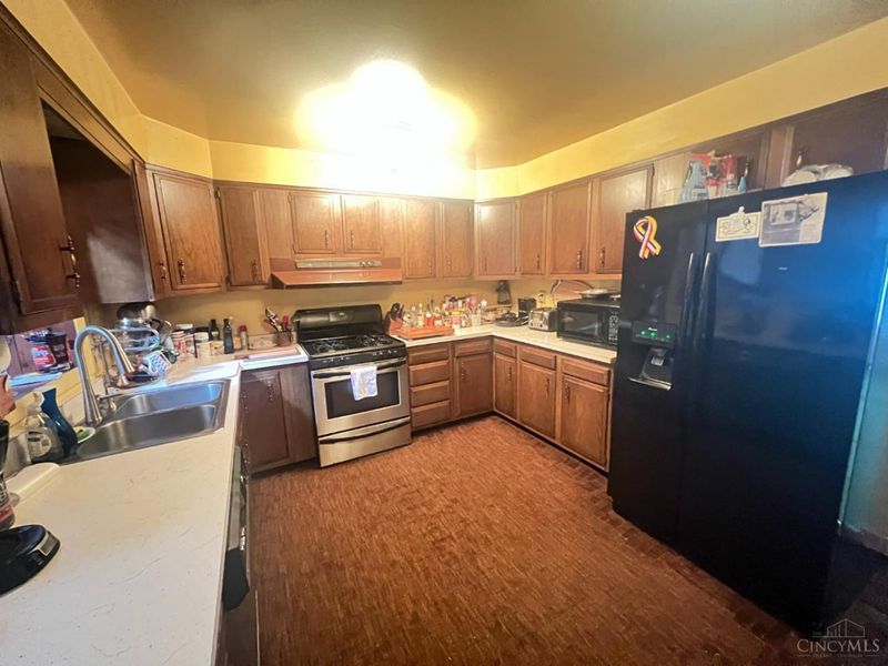 231 S Main Street, Bethel, OH 45106 Photo 3