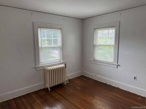 22 Irma Avenue , Port Washington, NY 11050