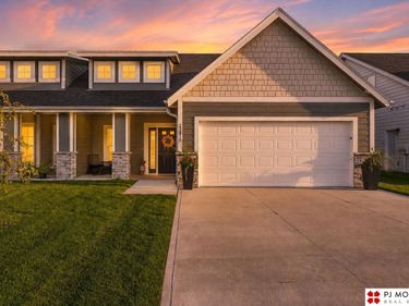 23815 Harvest Heights Circle, Waterloo, NE 68069