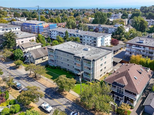 1035 Southgate St , Unit #203, Victoria, BC V8V 2Z1