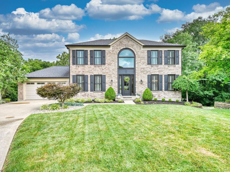 631 Meadow Wood Drive, Crescent Springs, KY 41017 Photo 1
