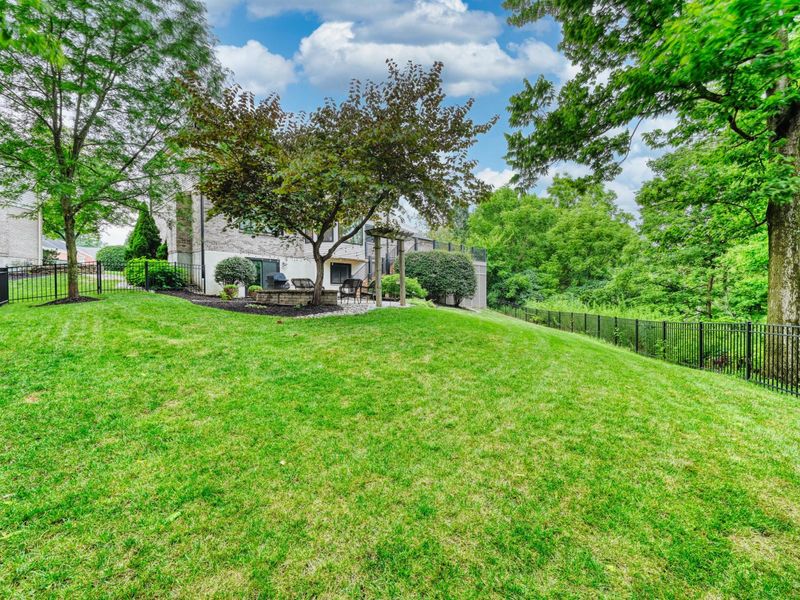 631 Meadow Wood Drive, Crescent Springs, KY 41017 Photo 37