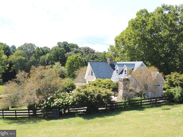 9078 KNOLL RUN LANE, MARSHALL, VA 20115