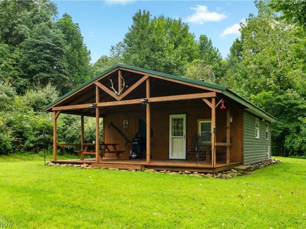 17881 Horseshoe Bend Road E, Newcomerstown, OH 43832