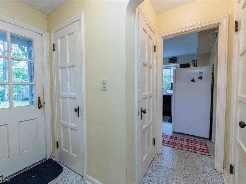 3987 Princeton Boulevard, South Euclid, OH 44121 Photo 23