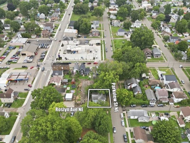 820 Parkview Street NE, Massillon, OH 44646 Photo 4