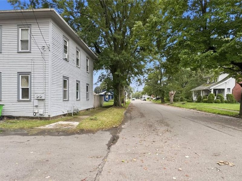 820 Parkview Street NE, Massillon, OH 44646 Photo 46