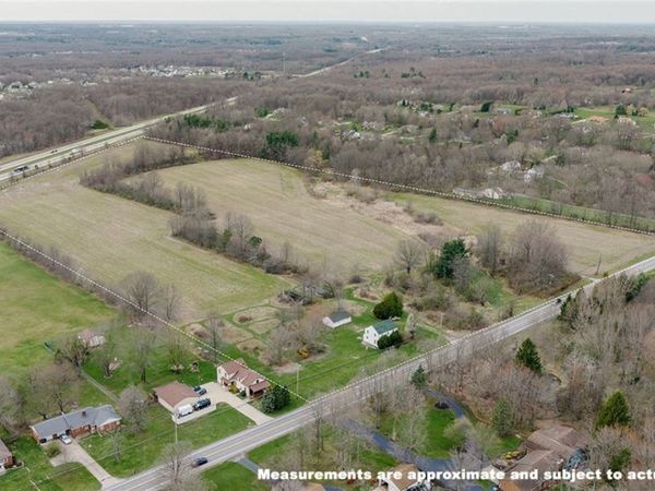5006 S Canfield Niles Road , Canfield, OH 44406