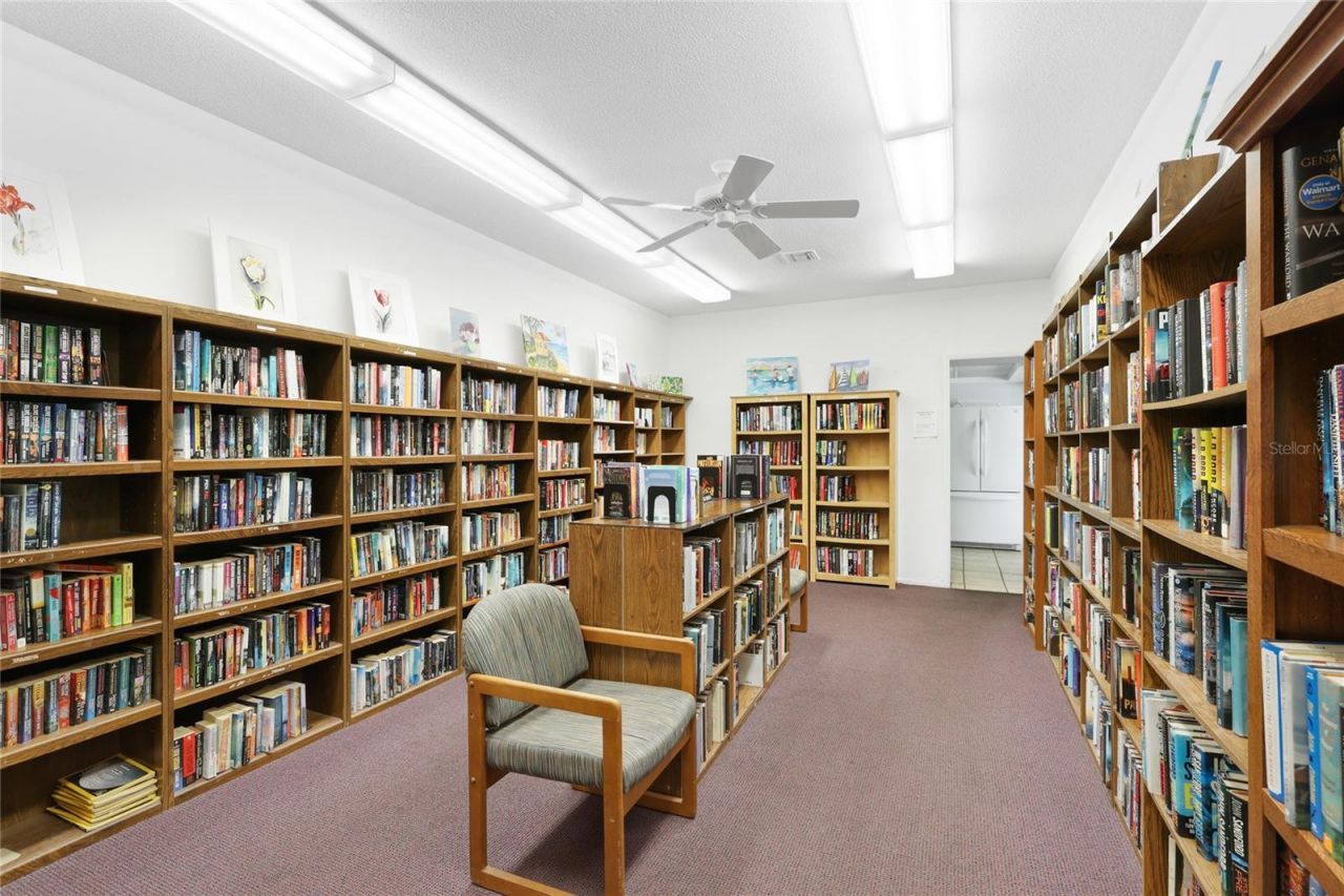 2740 Riverbluff Parkway, Unit V107, Sarasota, FL 34231 Photo