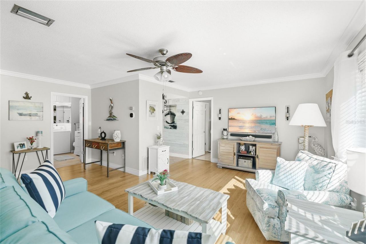 2740 Riverbluff Parkway, Unit V107, Sarasota, FL 34231 Photo