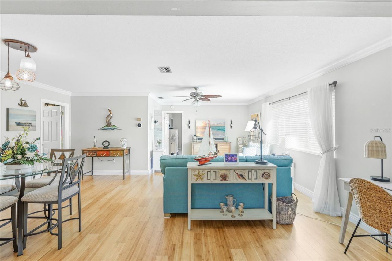 2740 Riverbluff Parkway, Unit V107, Sarasota, FL 34231 Photo