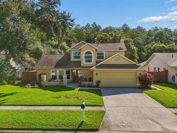 4737 FOXSHIRE CIRCLE , TAMPA, FL 33624
