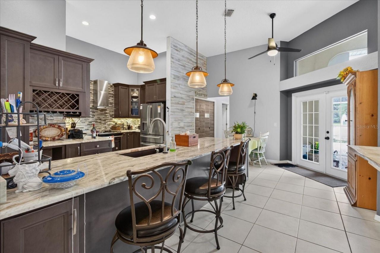 8735 Crescent Forest Boulevard, New Port Richey, FL 34654 Photo
