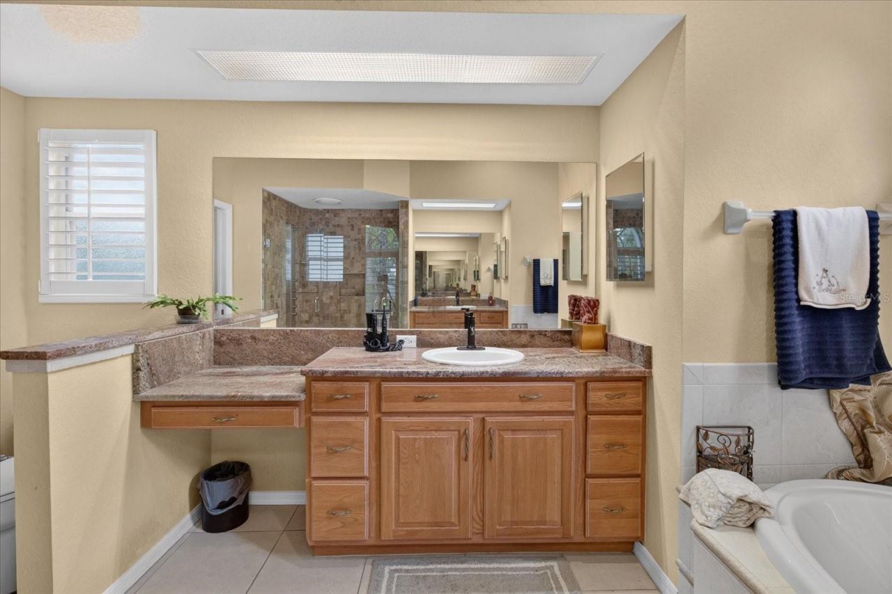 8735 Crescent Forest Boulevard, New Port Richey, FL 34654 Photo
