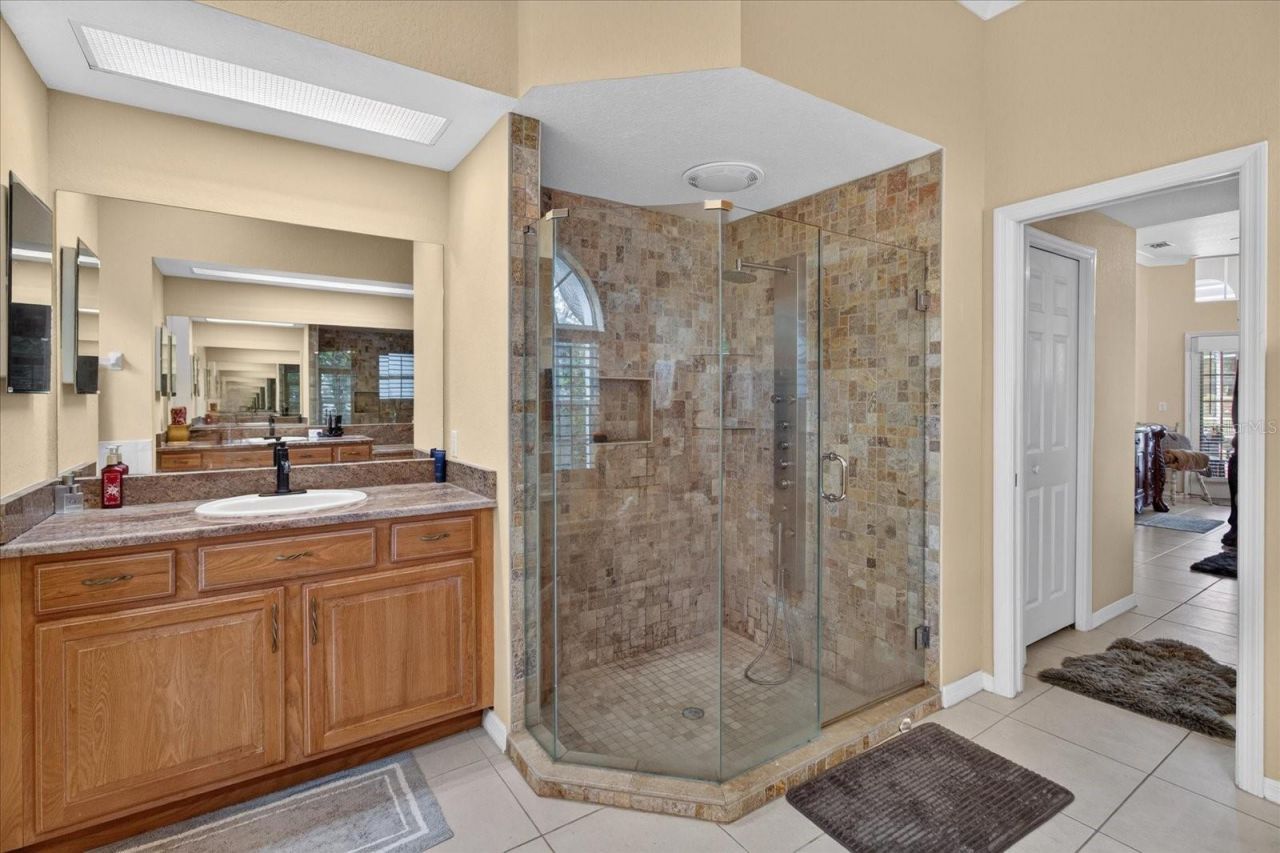 8735 Crescent Forest Boulevard, New Port Richey, FL 34654 Photo