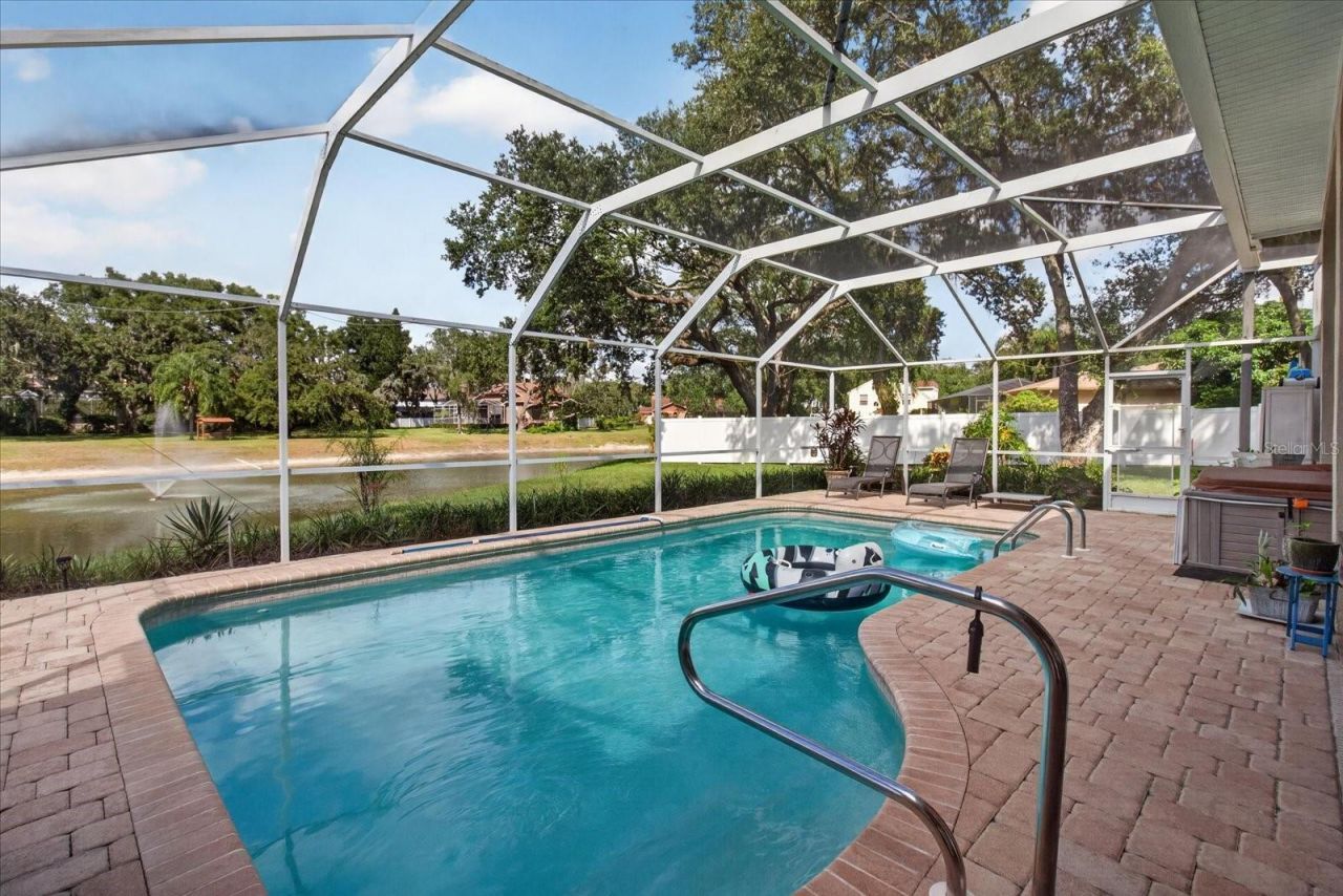 8735 Crescent Forest Boulevard, New Port Richey, FL 34654 Photo