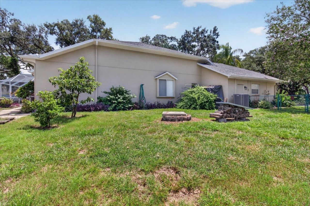 8735 Crescent Forest Boulevard, New Port Richey, FL 34654 Photo