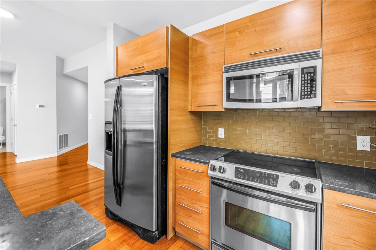 400 4th Avenue S, Unit 207, Saint Petersburg, FL 33701 Photo