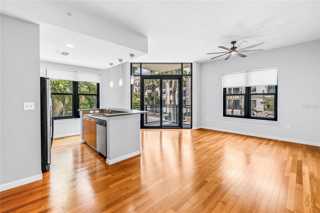 400 4th Avenue S, Unit 207, Saint Petersburg, FL 33701 Photo