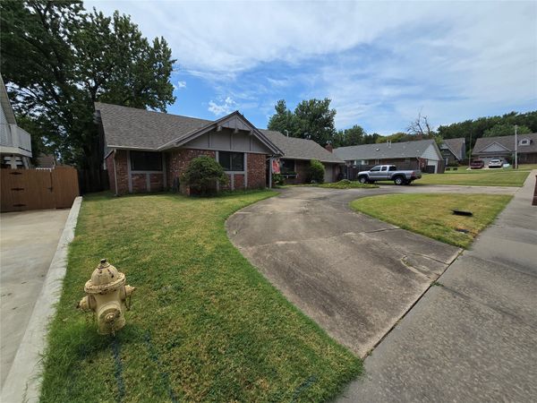 6910 E 62nd Street , Tulsa, OK 74133