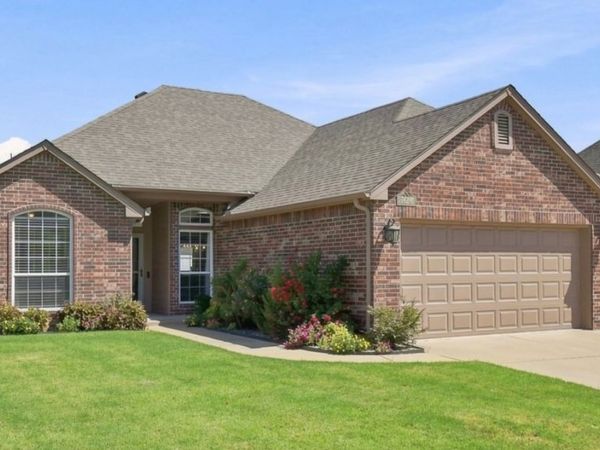 7424 E Indianola Street, Broken Arrow, OK 74014