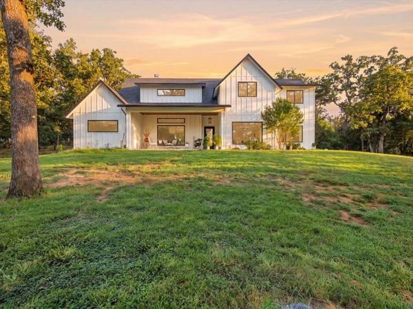 16463 County Road 3600 , Ada, OK 74820