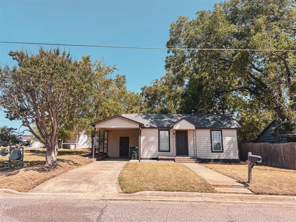 1422 Baltimore Street , Durant, OK 74701