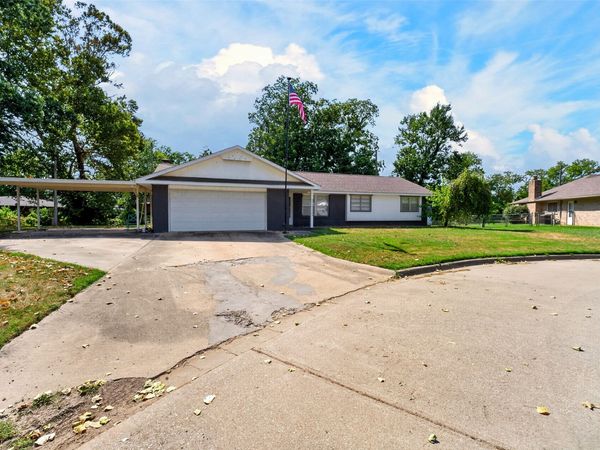 1201 Skyline Drive , Miami, OK 74354