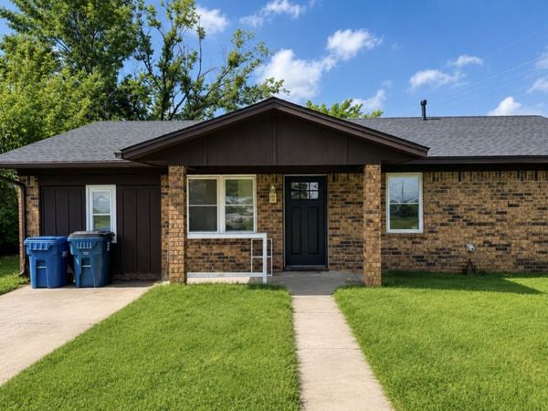 506 W Ottawa , McAlester, OK 74501