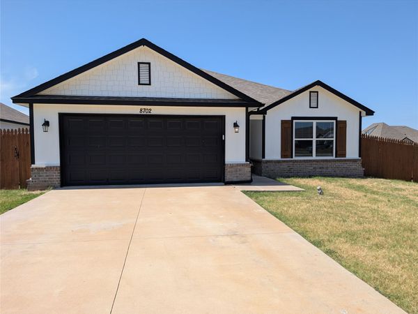 8702 S 254th East Avenue , Broken Arrow, OK 74014