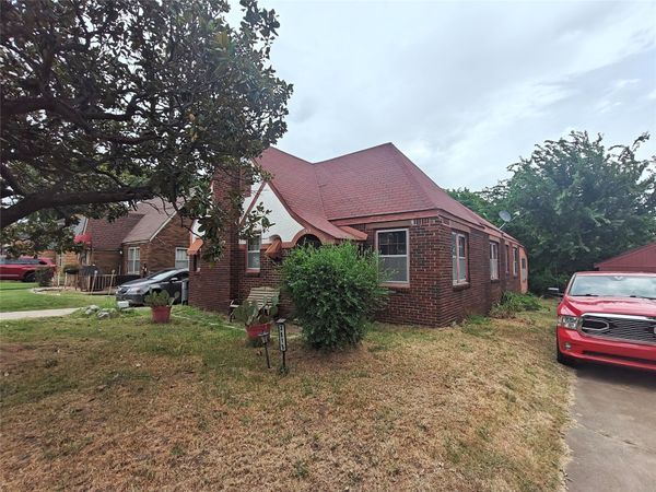 2515 N Boston Avenue , Tulsa, OK 74106