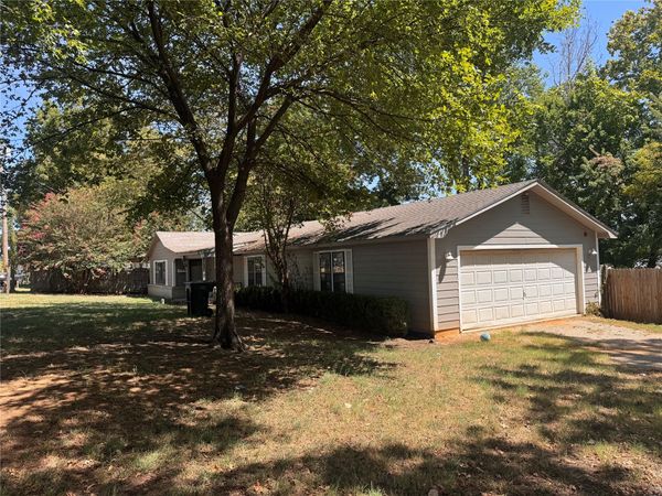 1314 N 2nd , Durant, OK 74701