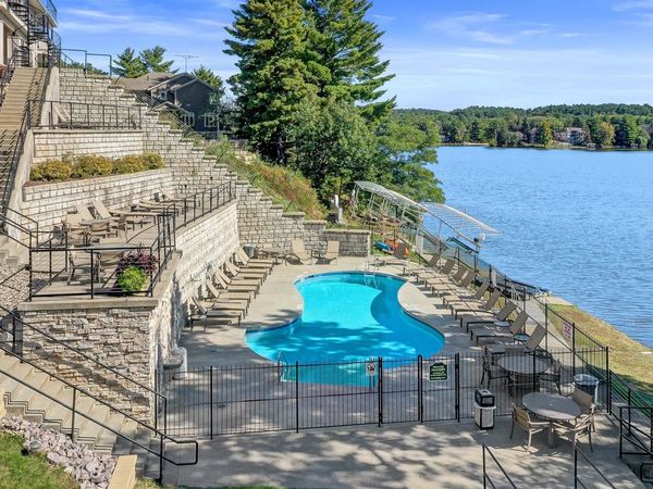 670 E Lake Avenue, Unit 210, Wisconsin Dells, WI 53965