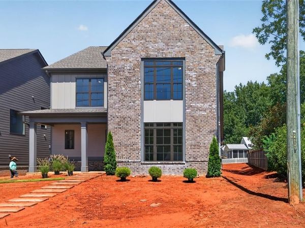 5808 Mitchell Street , Flowery Branch, GA 30542