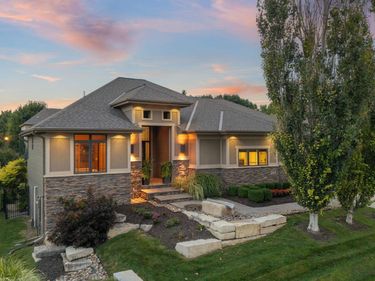 1324 S 199th Street, Omaha, NE 68130