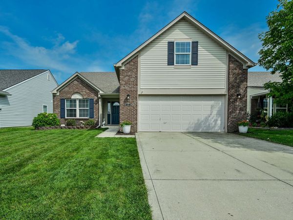 624 Daniel Court , Westfield, IN 46074