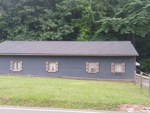 2405 Clearwater Rd , Athens, TN 37303
